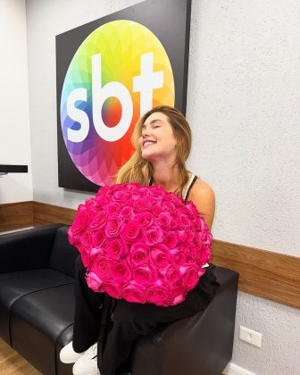 Virginia faz seu primeiro dia de gravação do seu novo programa no SBT (Foto: Instagram)