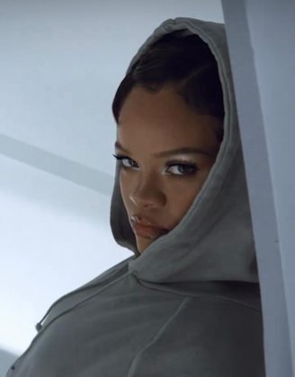 Este será o retorno de Rihanna aos palcos após um período afastada para focar em seus projetos empresariais, como sua marca de maquiagem Fenty Beauty e sua linha de moda Fenty. (Foto: Instagram)