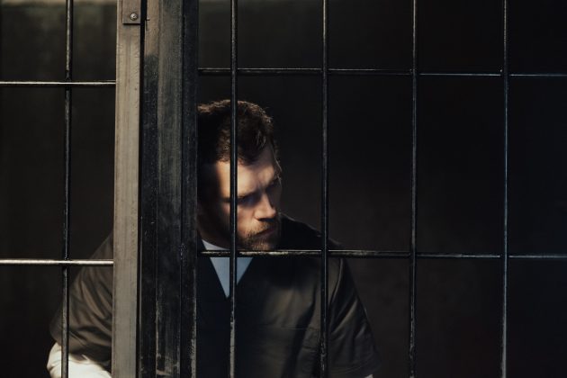 "O pior momento foi quando eles [policiais] invadiram a minha casa, no dia da prisão." (Foto Pexels)