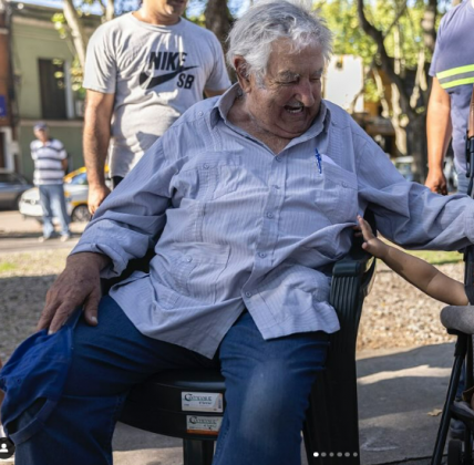 Mujica recebeu o diagnóstico durante exames de rotina e afirmou que o órgão está "muito comprometido". (Foto: Instagram)
