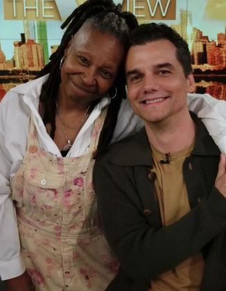 Wagner Moura elogia Whoopi Goldberg durante entrevista no programa "The View". (Foto: Instagram)