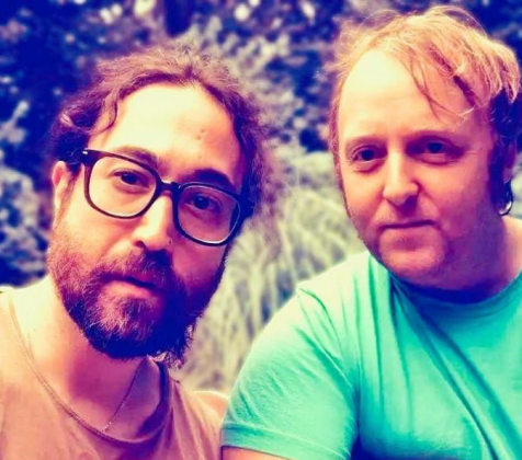 James McCartney e Sean Ono Lennon lançam colaboração musical inédita. (Foto: Instagram)