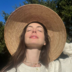 A atriz expressou felicidade e orgulho por essa conquista, destacando-a como um marco significativo em sua vida. (Foto: Instagram)