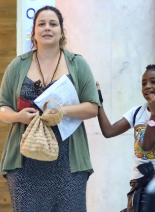 Leandra afirmou que não queria que a Júlia fosse filha única, como ela foi. (Foto: Instagram)