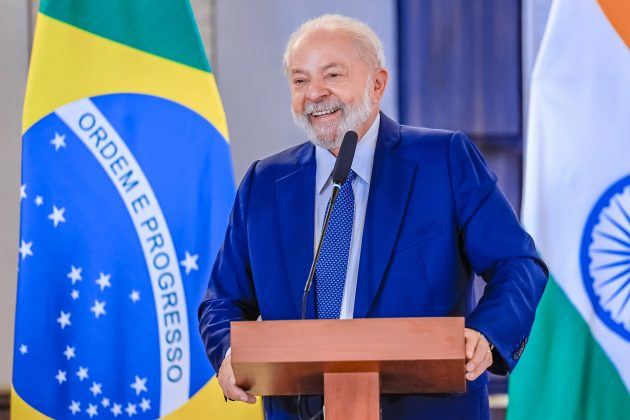 Lula reclama dos preços das passagens aéreas. (Foto: Agência Brasil)