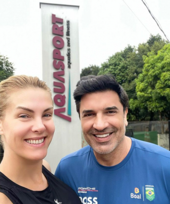 Surpresa e felicidade marcam o momento inesperado da revelação. (Foto: Instagram)