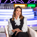 Rebeca só deverá retornar às suas atividades na emissora em julho. (Foto: Instagram)