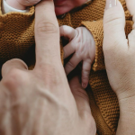 Mãe e filha passam bem e estão em casa. (Foto: Instagram)