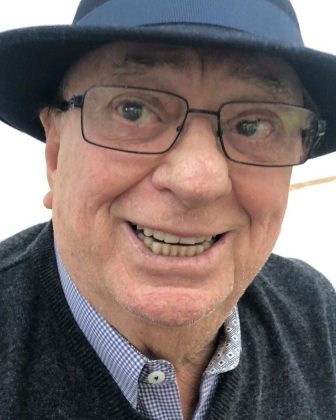 Nas redes sociais, o veterano expressou sua gratidão pelo convite e pela emocionante homenagem. (Foto Instagram)