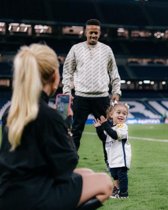 Karoline Lima, e Éder Militão, são Pais de Cecília, 2 anos. (Fonte: Instagram)