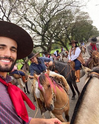 Um número 53 vezes maior que a população de sua cidade natal. (Foto Instagram)