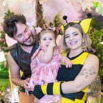 No último sábado (13), aconteceu a segunda noite de festa de 1 ano da pequena Lua, filha de Viih Tube e Eliezer, e se tornou um doas assunto mais comentados, após Manu Bartidão se recusar a cantar no aniversário (Foto: Instagram)