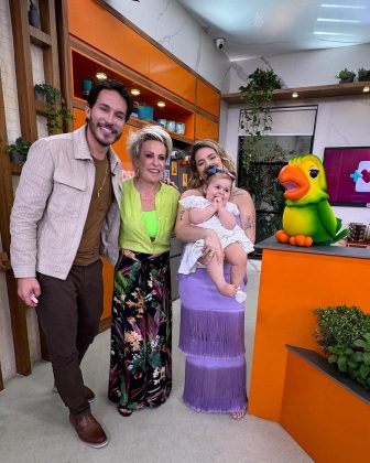 Nesta segunda-feira (29), o casal Viih Tube e Eliezer anunciou que estão esperando o segundo filho. A revelação feita no programa Mais Você, e já pensam em adotar o terceiro herdeiro. (Foto: Instagram)