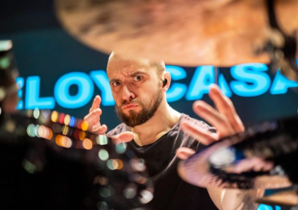 A notícia é recebida com entusiasmo pelos admiradores da música pesada. (Foto: Instagram)