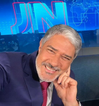 William Bonner diz evitar locais públicos após hostilizações políticas: "Já fui xingado das mais variadas coisas" (Foto: Instagram).