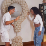 Outra internauta afirmou: "Amo que agora você está sempre exibindo a gravidez, tá linda demais". (Foto: Instagram)