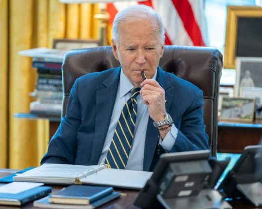 Ex-presidente dos EUA acusa Biden de se aliar a terroristas. (Foto: Instagram)