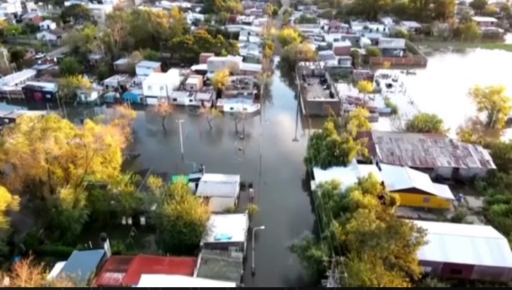 Argentina e Uruguai têm quase 4 mil desalojados por inundações. (Foto: Reprodução video Instagram)