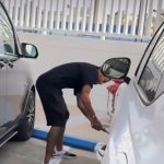 Neymar faz ‘pegadinha de vingança’ e fura pneu de carro de companheiro de time. (Foto: Reprodução Instagram)