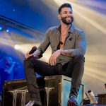 Gusttavo Lima compra novo ônibus de luxo conhecido como "jatinho de rodas" (Foto: Instagram)