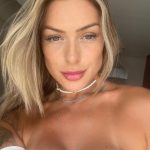 A entrada de Amanda no mundo fitness foi inusitada, participando de um campeonato de fisiculturismo na Irlanda em 2022, surpreendendo a todos com um segundo lugar. (Foto: Instagram)