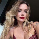 Marcela Mc Gowan alerta seguidores após descobrir lesão suspeita na pele (Foto: Instagram)