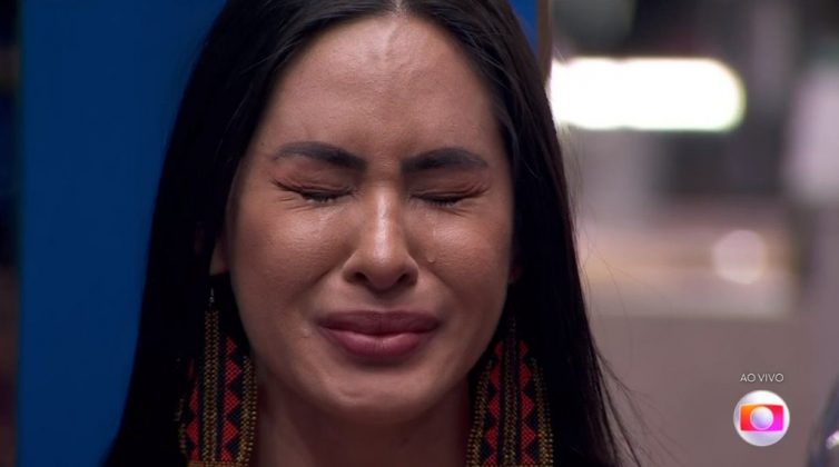 Ex-BBB Isabelle chora morte de Sinhazinha do Boi Garantido: "Dor inexplicável". (Foto: Globo)