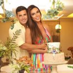 Gestos de carinho nas postagens reforçam volta do casal. (Foto: Instagram)