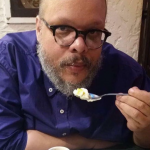 Durante a live, o músico discutia sobre sua identidade racial. (Foto: Instagram)
