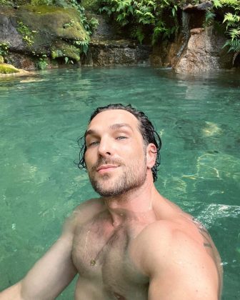 Igor comentou: "É possível amar diferentes pessoas". (Foto Instagram)