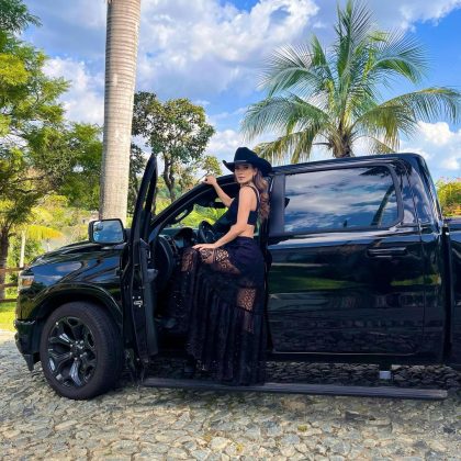 "A primeira parte da música é cantada por eles, e não poderia haver um dueto melhor." (Foto Instagram)