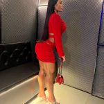 Nesta quarta-feira (05), Gracyanne que tem ido na academia com frequência, fez uma brincadeira na sua conta no Instagram, sobre ter que ir treinar sozinha, (Foto: Instagram)