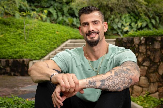 Reconhecido por sua beleza, o ex-participante tem se aventurado nessas plataformas desde sua saída do confinamento. (Foto Instagram)