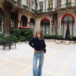 ChatGPT A modelo Sasha Meneghel falou recentemente sobre as dificuldades de crescer exposta na mídia. (Foto Instagram)