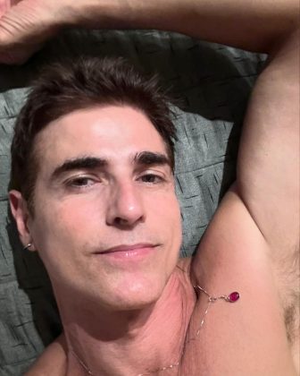 "As pessoas amam criticar, mas nunca sabem o quanto foi de suor e lágrima o seu processo”, encerrou. (Foto Instagram)