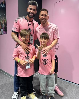 Gusttavo Lima sobre encontro com Messi: "Um cara fora da curva" (Foto: Instagram)