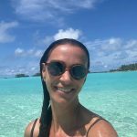 Otimismo e força marcam a recuperação da atriz: "Em breve estarei de volta!". (Foto: Instagram)