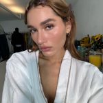 "Não entendia por que opinavam sem nem me conhecerem", disse, acrescentando que a internet também intensificou esses sentimentos, levando ao desenvolvimento de distúrbios psicológicos. (Foto Instagram)
