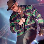 Léo Santana é atingido em partes íntimas e show é parado (Foto: Instagram)