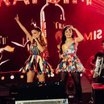 Na noite desta quinta-feira (20), Maiara e Maraisa prestaram homenagem ao cantor Chrystian, ex-dupla com Ralf, falecido no dia anterior (Foto: Instagram)