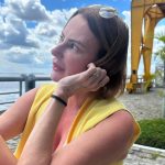 Vídeo de esposa de Stênio Garcia beijando amiga é vazado e ela afirma: "Beijo técnico" (Foto: Instagram)
