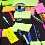 "A escola não oferece o apoio necessário para que o aluno se sinta acolhido e desenvolva a autoestima necessária para alcançar um futuro digno". (Foto Pexels)
