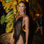 Thaisa comanda um salão de beleza e uma marca de roupas em Santos, São Paulo. (Foto: Instagram)