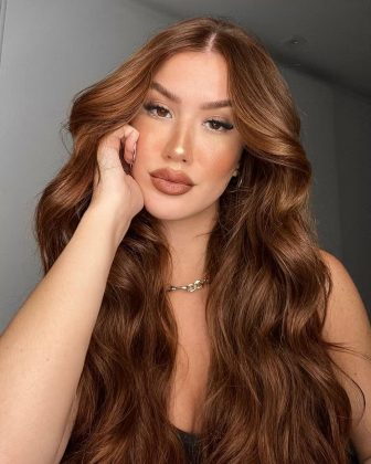 O espírito empreendedor de Thaisa brilha em seu salão de beleza e marca de roupas de sucesso. (Foto: Instagram)