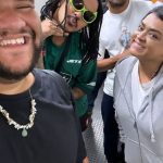 A cantora Preta Gil marcou presença ao lado de João Pedro Modesto, modelo e praticante de kitesurf, em um evento na capital paulista. (Foto: Instagram)