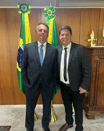 Ele pediu para que os críticos saíssem de suas "bolhas tóxicas". (Foto: Instagram)