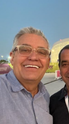 O comentarista precisou passar por uma cirurgia de emergência. (Foto: Instagram)
