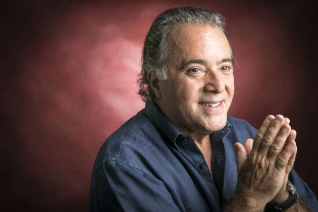 A surpresa de quem está por trás da fantasia é o encanto do programa. (Foto: Instagram)