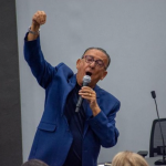 O narrador teve um problema técnico na cabine. (Foto: Instagram)