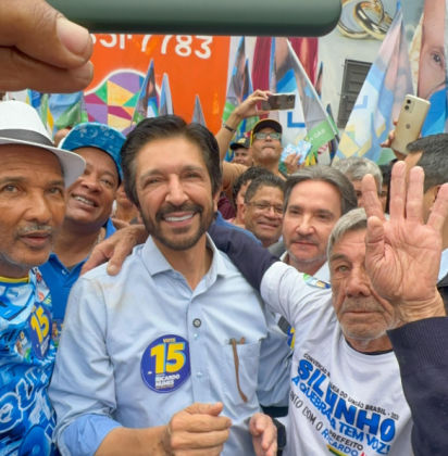 Prefeito afirma que presente não tem relação com cargo. (Foto: Instagram)